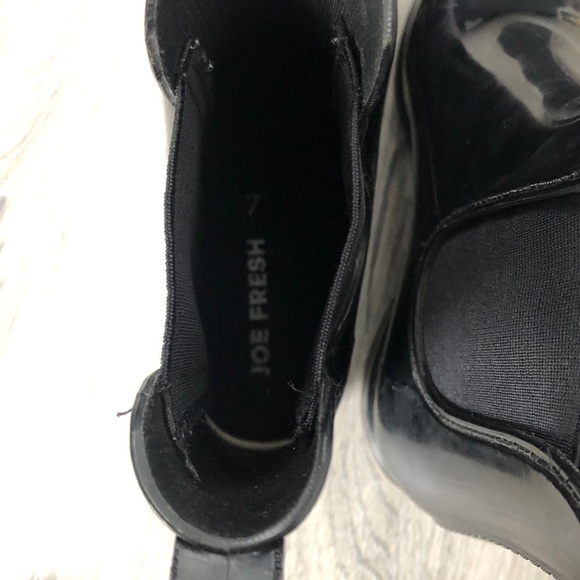 Joe Fresh Black Rubber Ankle Women's Rain Boots - Picture 11 of 12